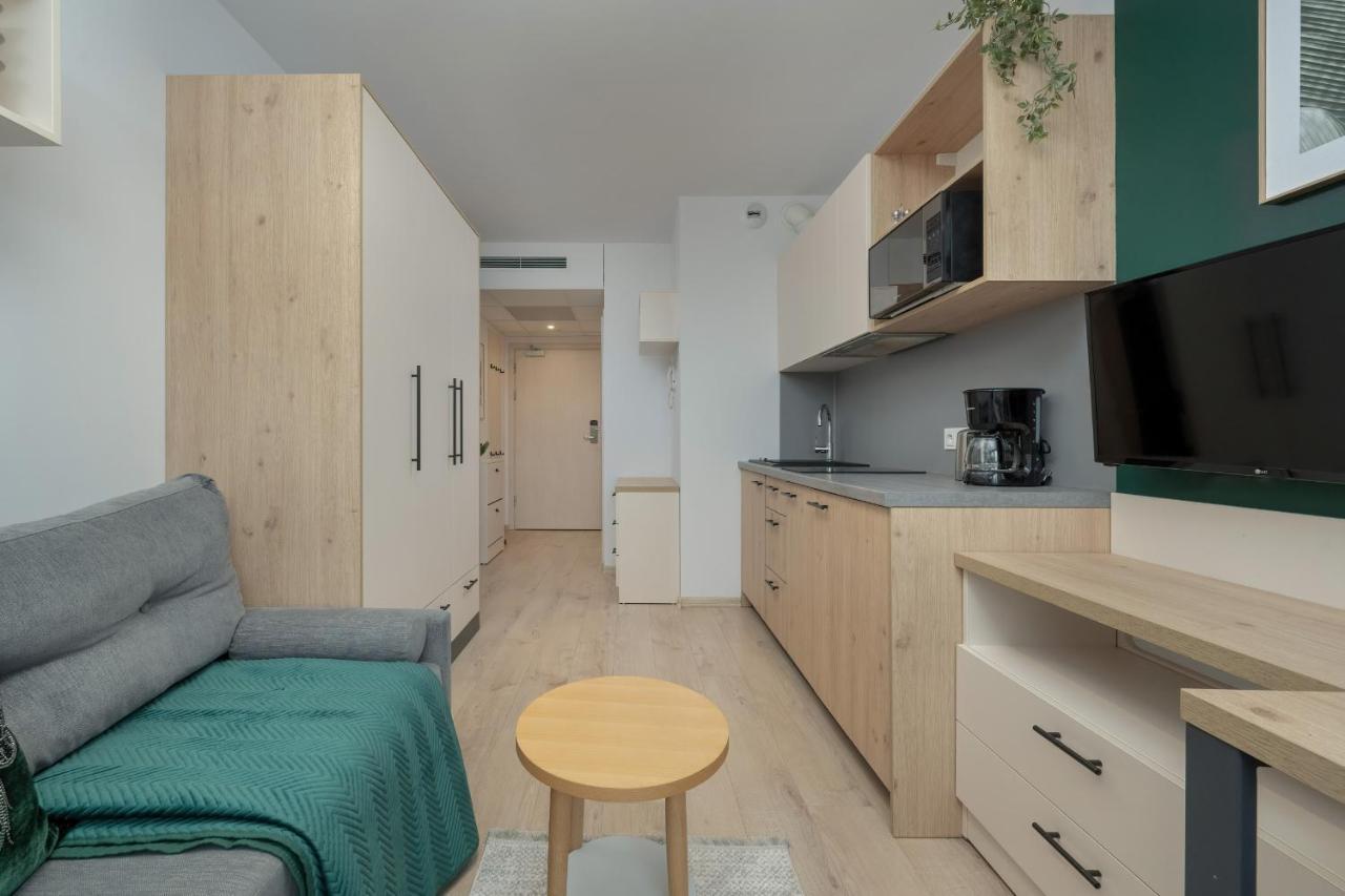 Trendy Studios With Home Office Near Wroclaw Main Station By Noclegi Renters Exteriér fotografie